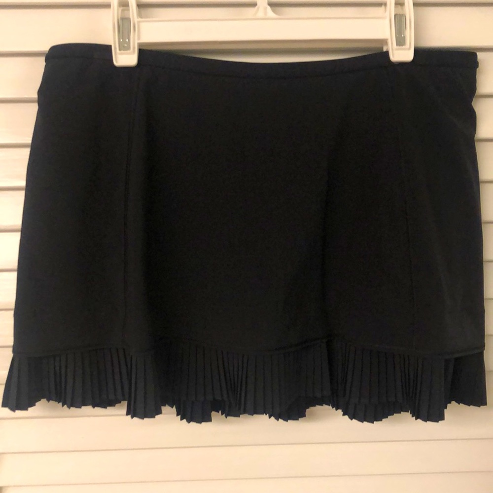 Lululemon Black Skort Pleated Hem